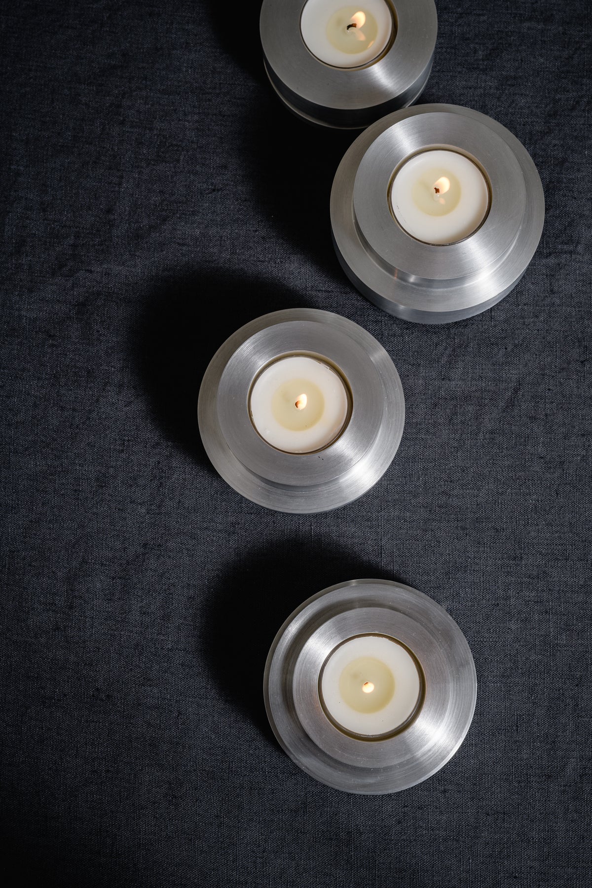 Metal candle holder M468