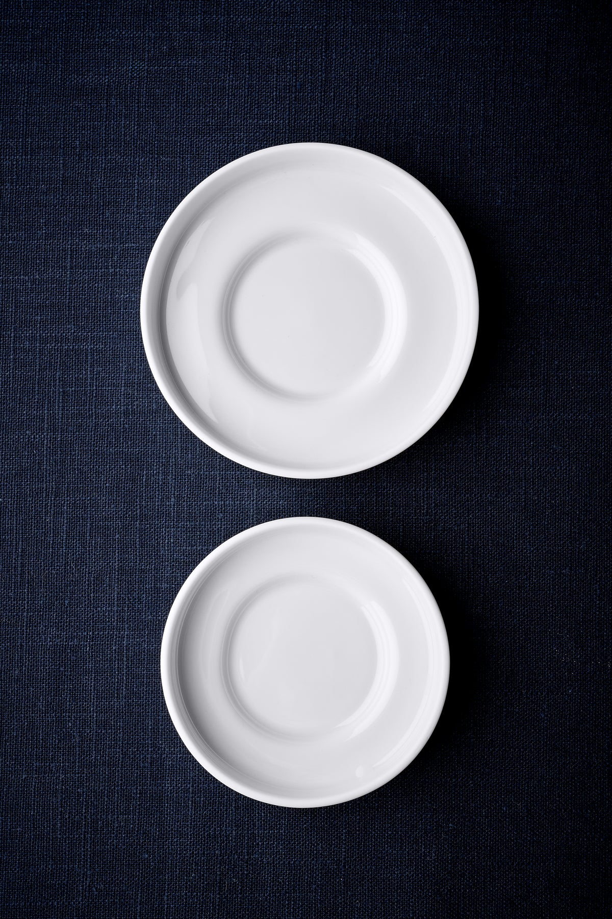 Stackable saucer