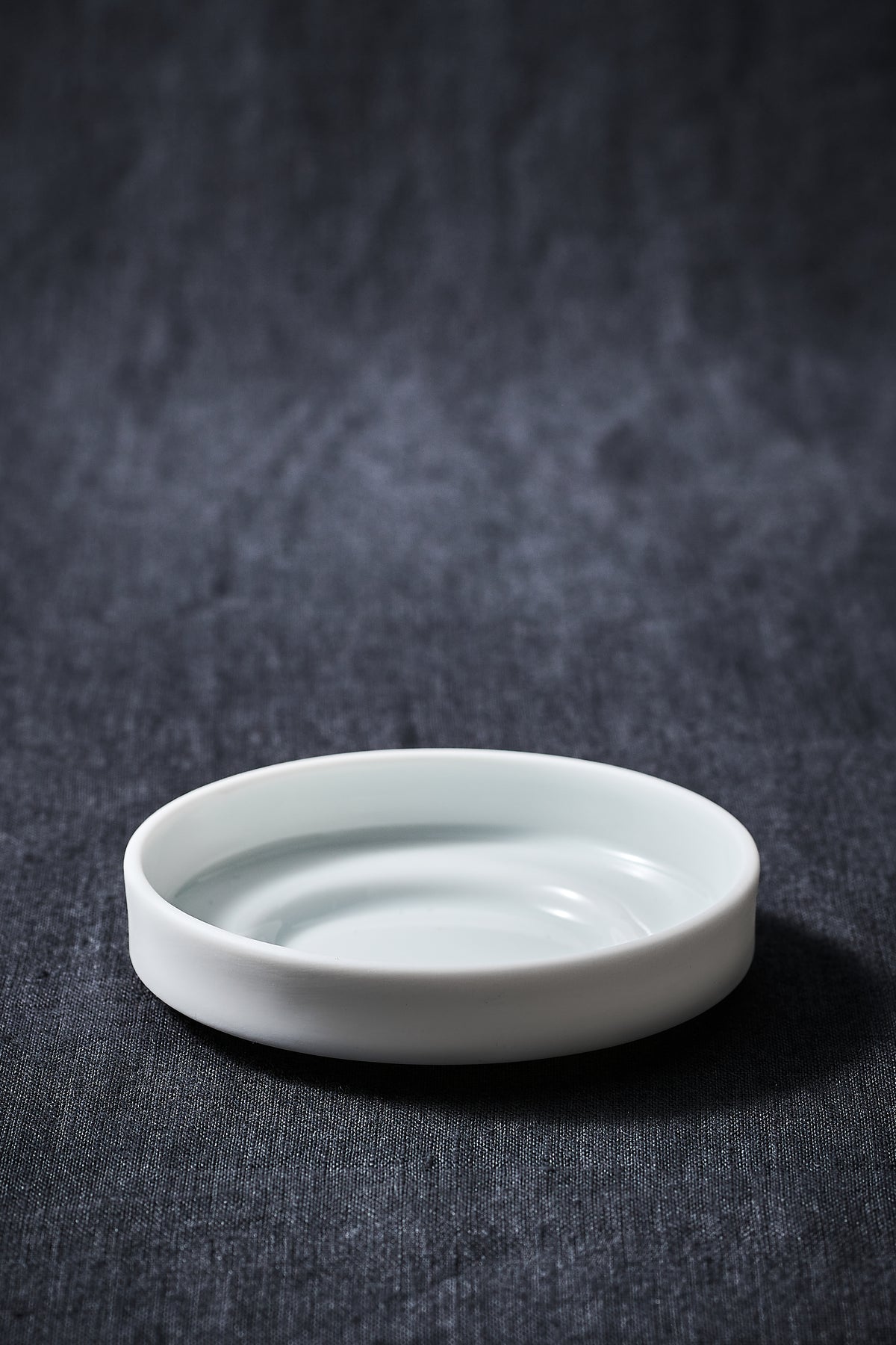 Stackable saucer
